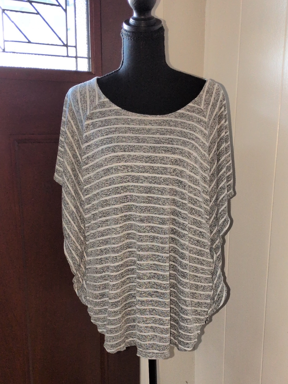 Vintage "Faded Glory" Size Medium Batwing Style Tee.